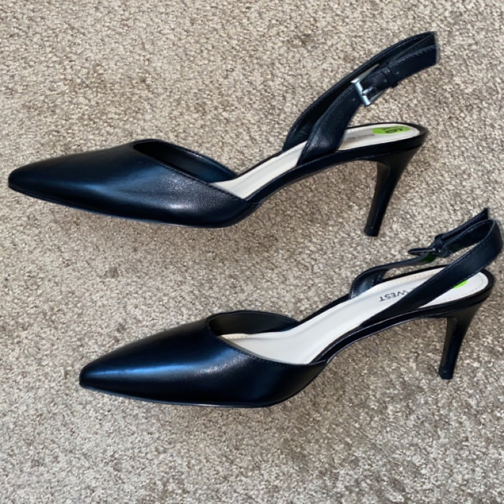 Black high heels ❌ SOLD ❌